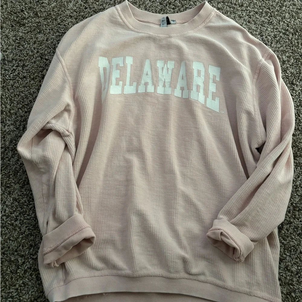 Chicks-d size medium women’s sweatshirt. - Picture 2 of 2